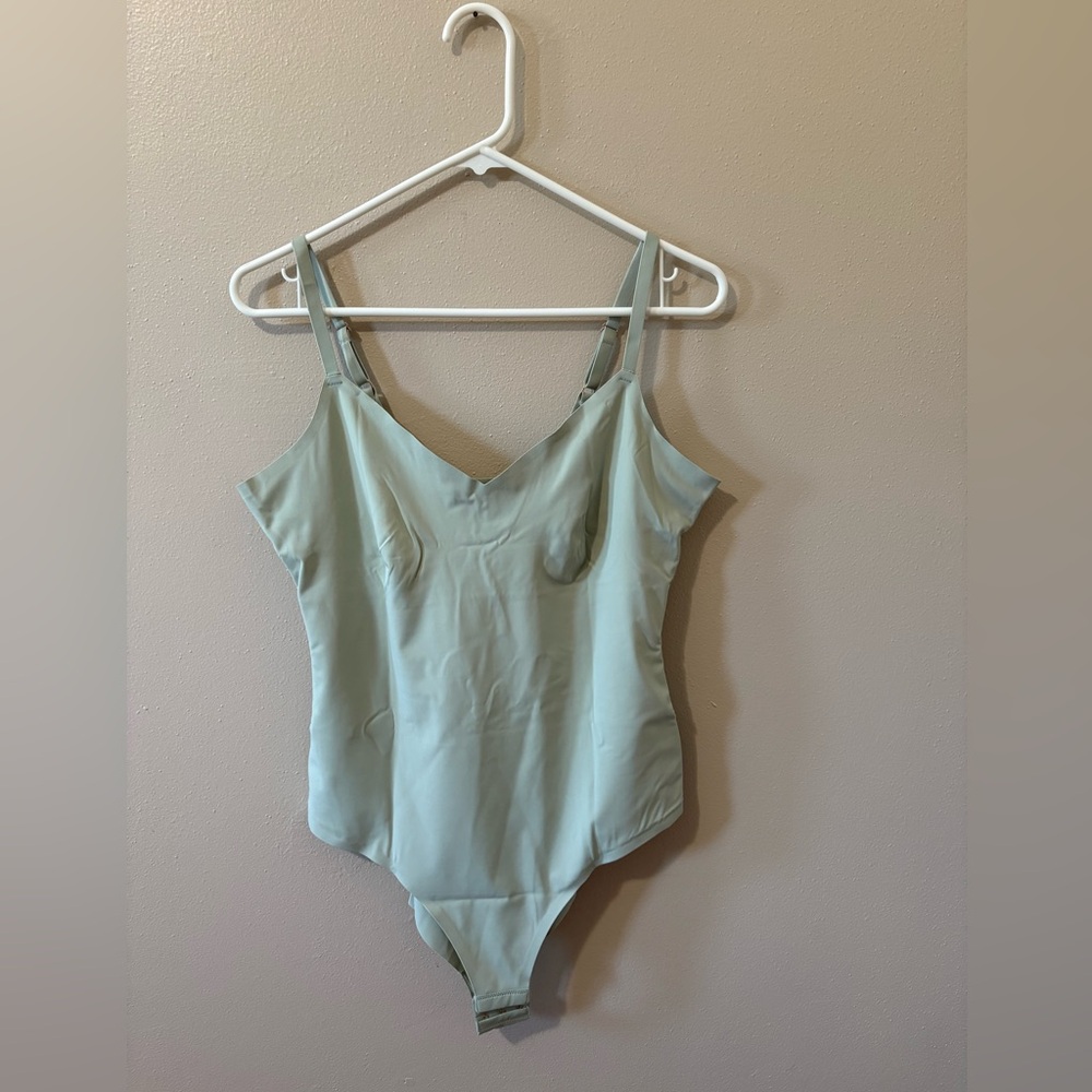 Pinsy bonded spaghetti shapesuit women’s size XL NWT!!